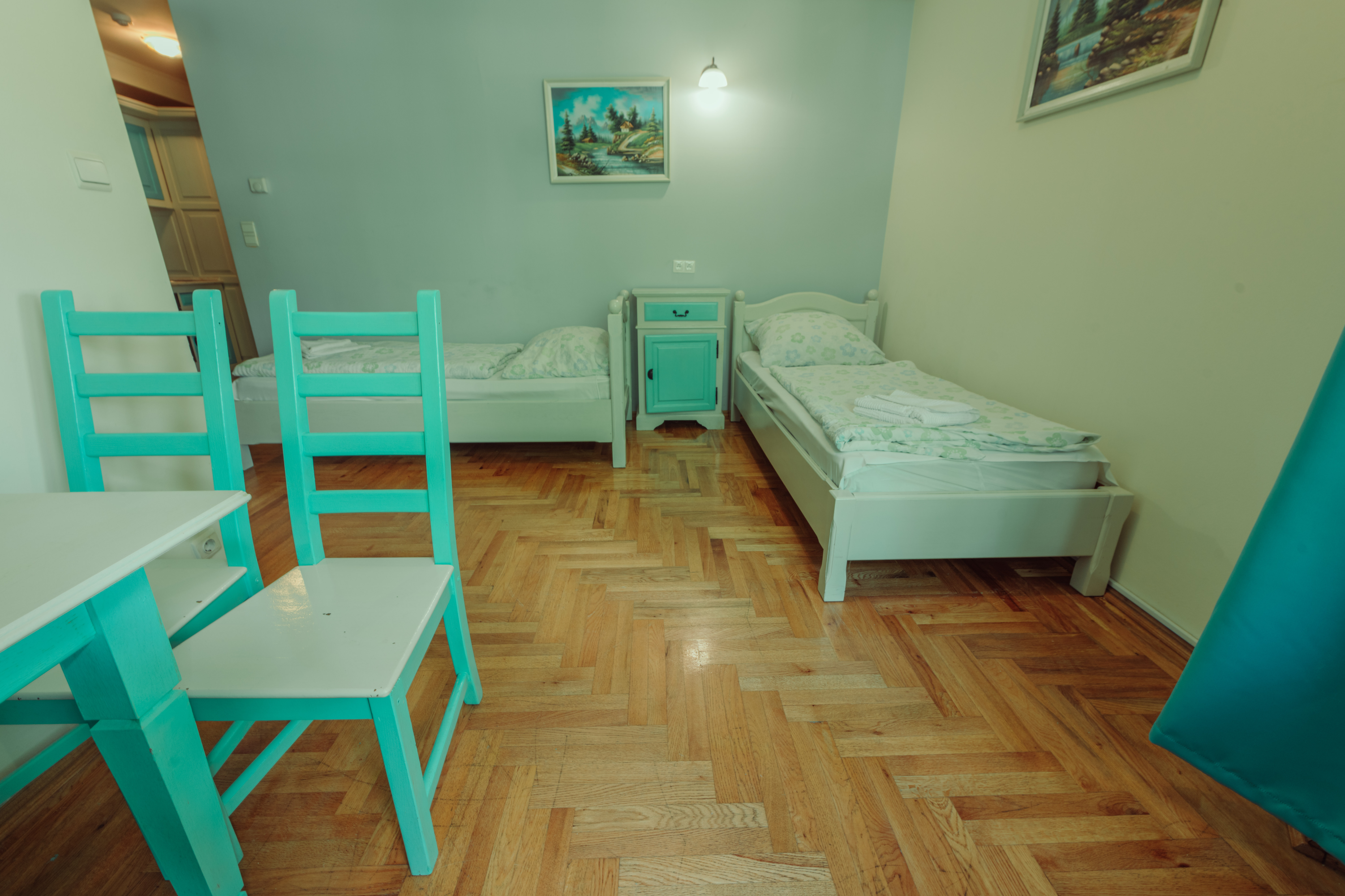 Hatszemélyes apartman
